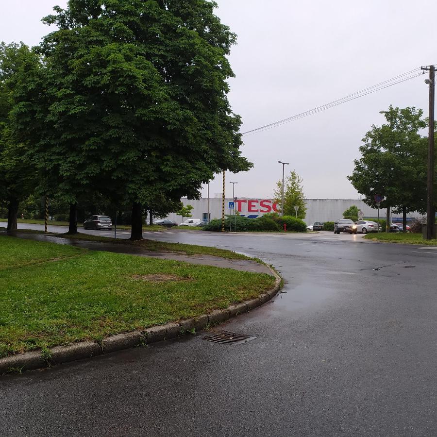 Apartament Krenusz Vendeghaz. Kaposvár Zewnętrze zdjęcie